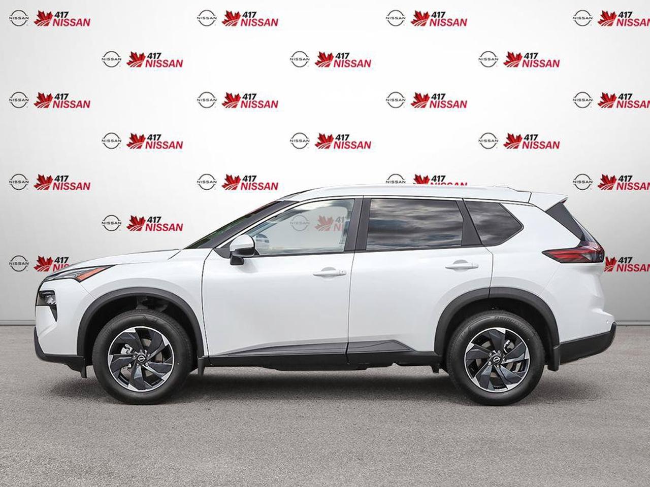2026 Nissan Rogue SV MOONROOF Photo