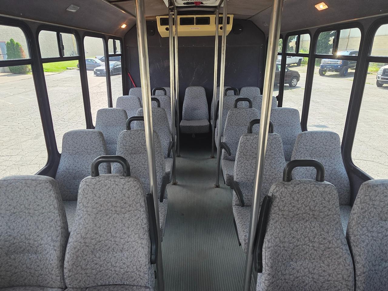 2010 Ford Econoline E450 *FULLY FINISHED BUS DRIVE AWAY TODAY* Photo