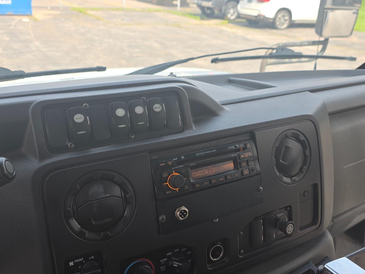 2010 Ford Econoline E450 *FULLY FINISHED BUS DRIVE AWAY TODAY* Photo