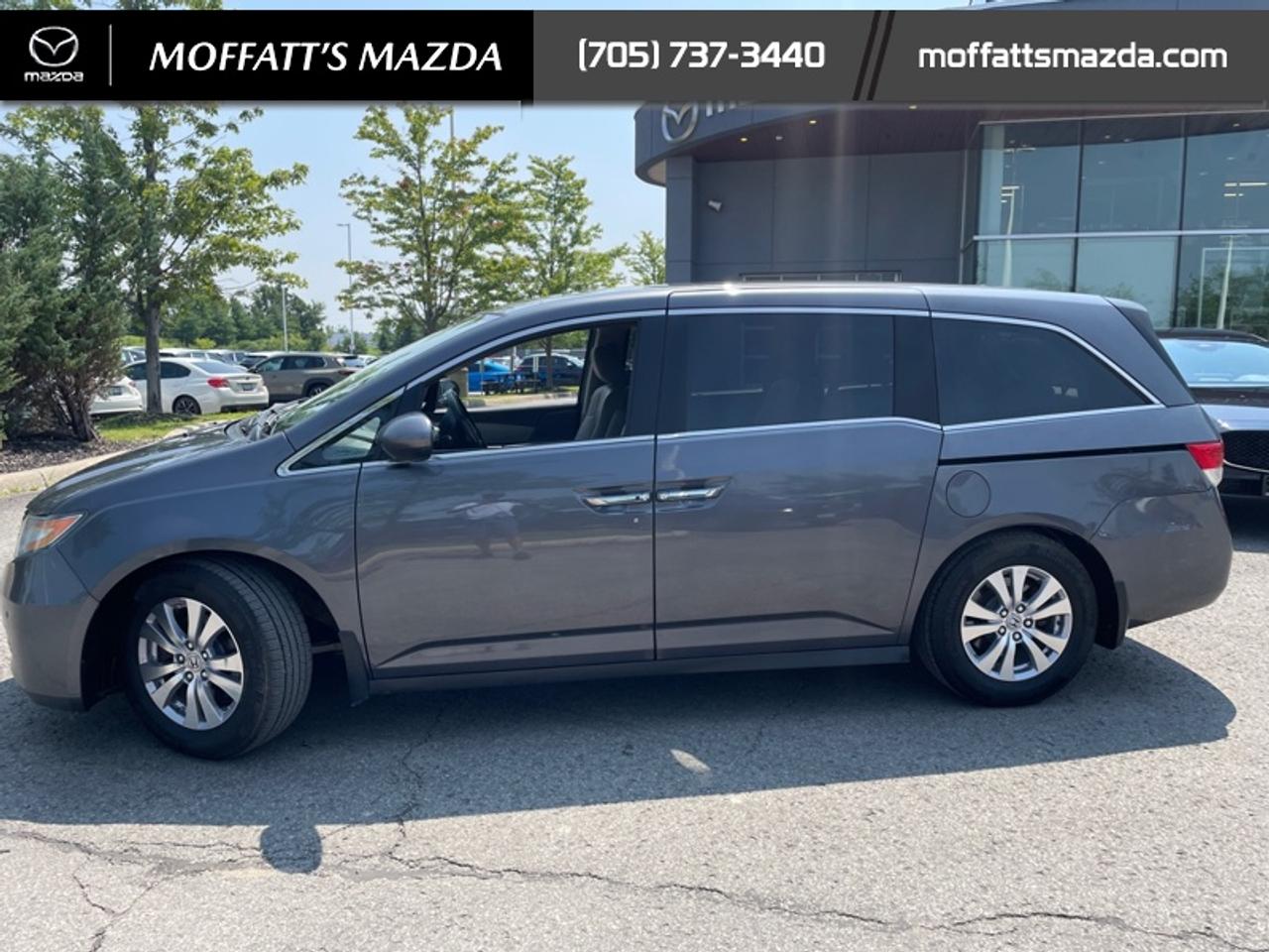 2017 Honda Odyssey EX-L Photo2