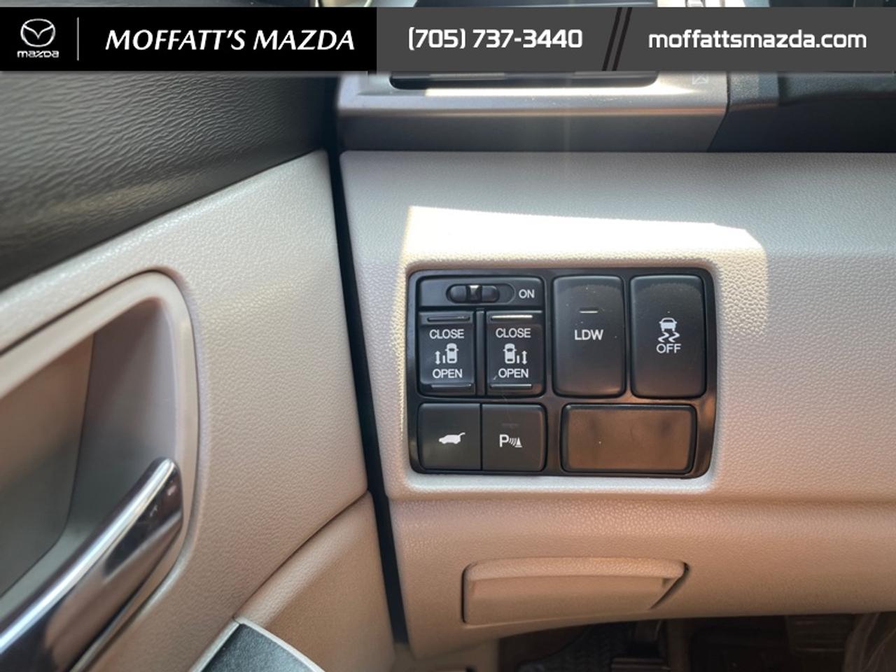 2017 Honda Odyssey EX-L Photo