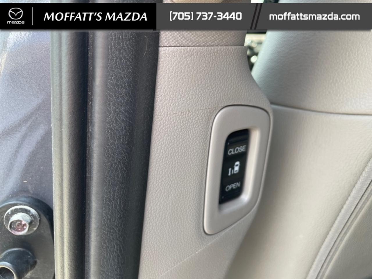 2017 Honda Odyssey EX-L Photo