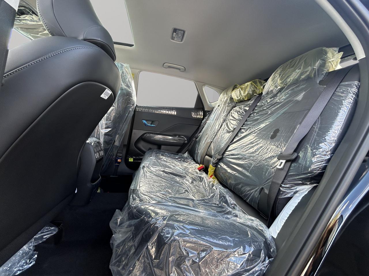 2027 Hyundai KONA LUXURY Photo