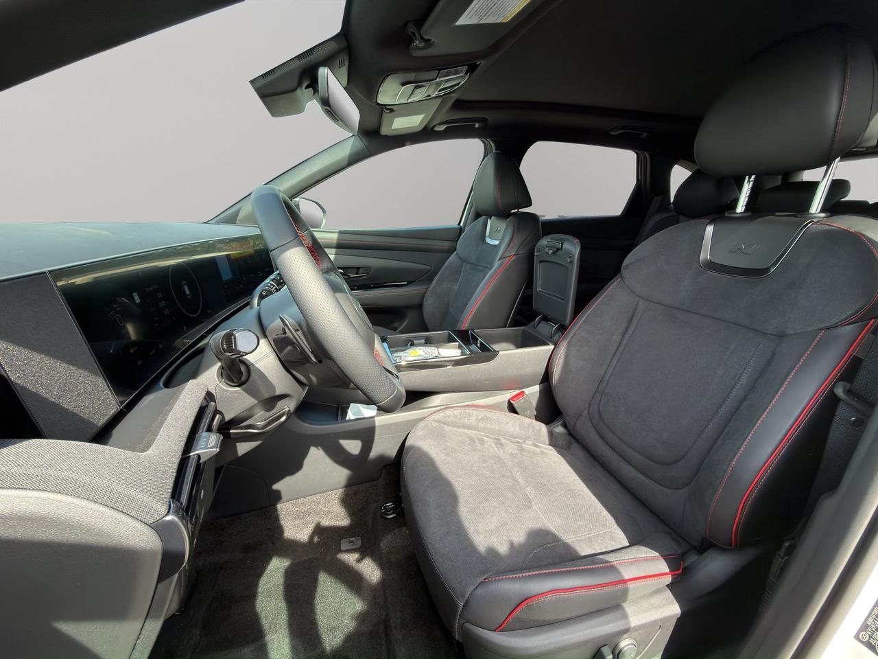 2026 Hyundai Tucson Hybrid N-LINE Photo