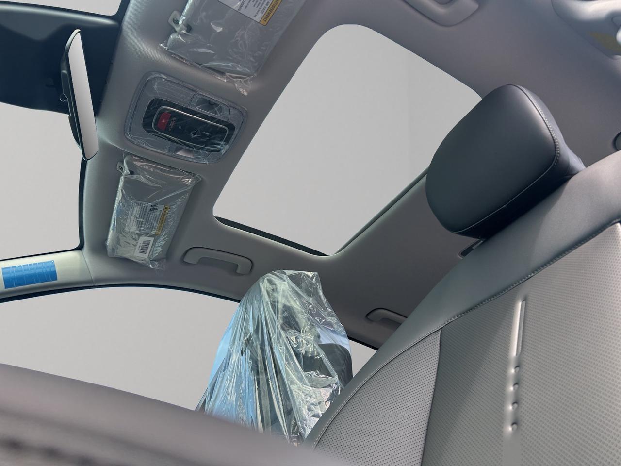2027 Hyundai KONA LUXURY Photo