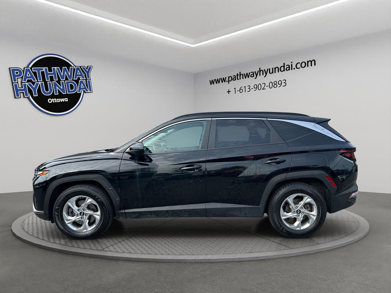 2023 Hyundai Tucson Preferred | Blind Spot Monitoring | Front Collision Mitigation | Lane Departure Warning Photo