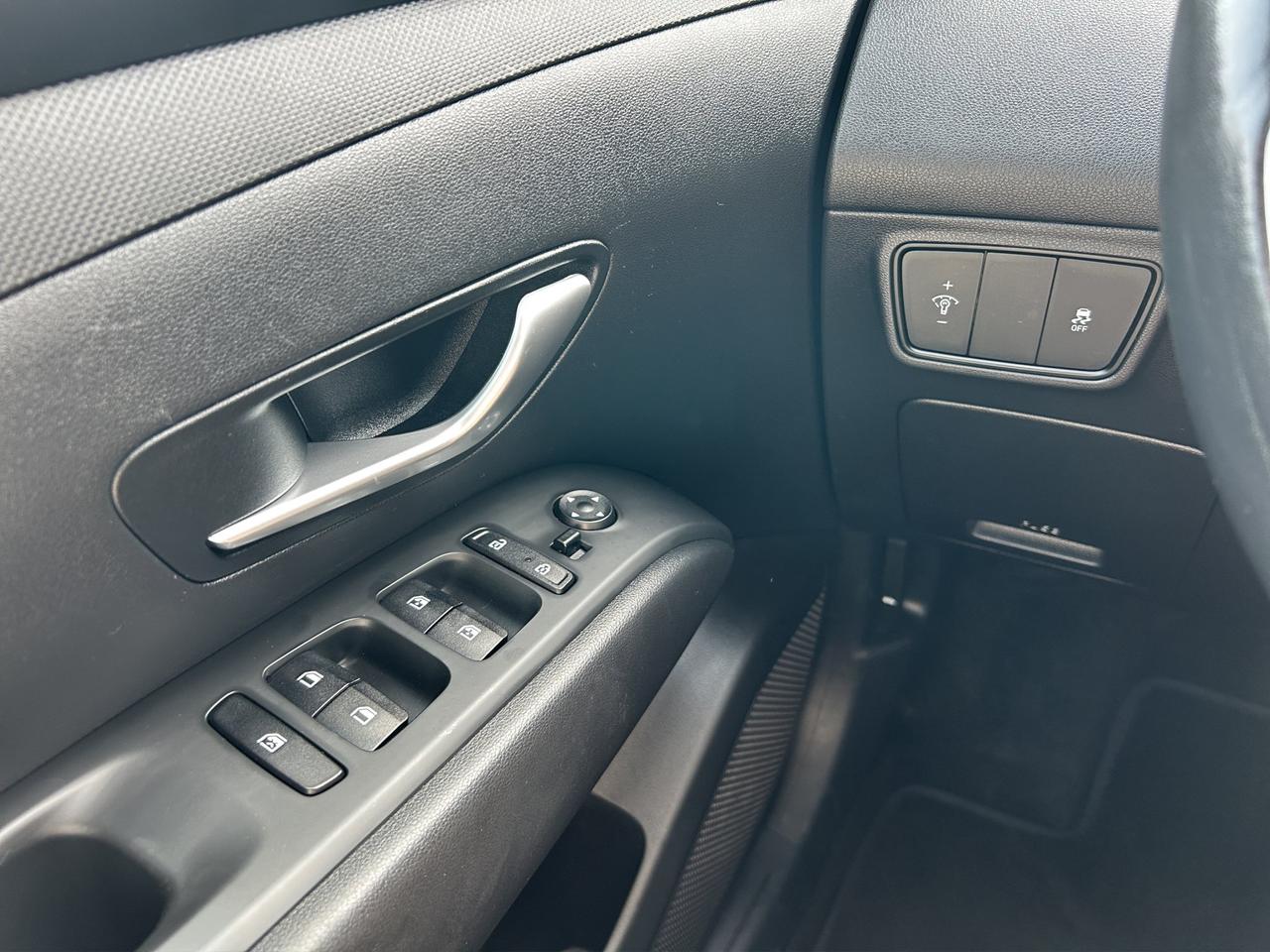 2023 Hyundai Tucson Preferred | Blind Spot Monitoring | Front Collision Mitigation | Lane Departure Warning Photo