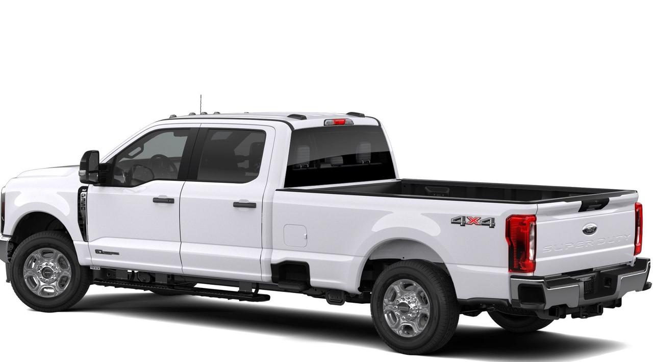 2026 Ford F-350 Super Duty SRW XLT 4WD CREW CAB 8' BOX Photo1
