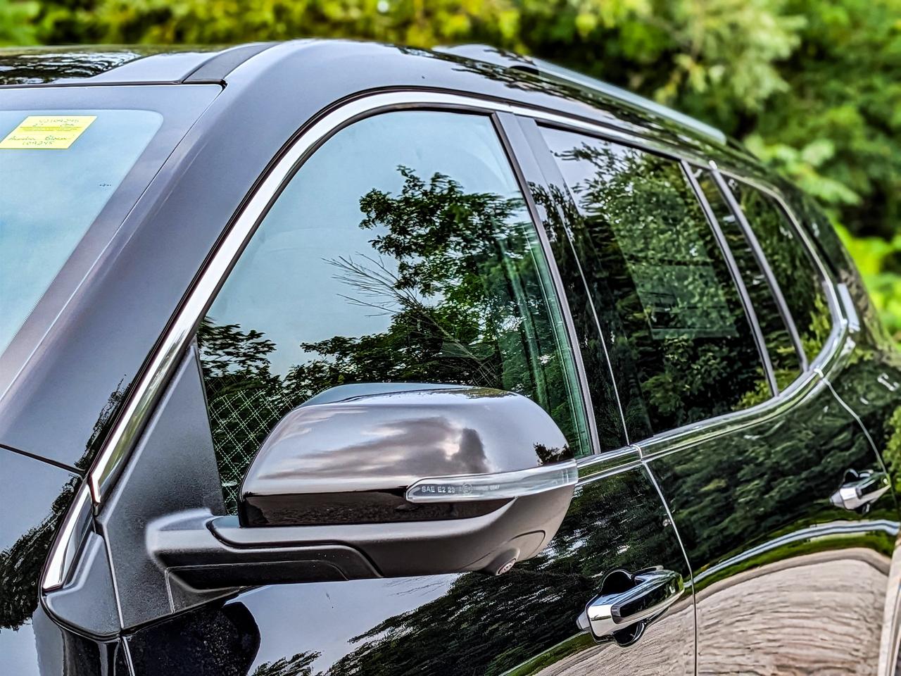 2027 GMC Acadia Denali Photo
