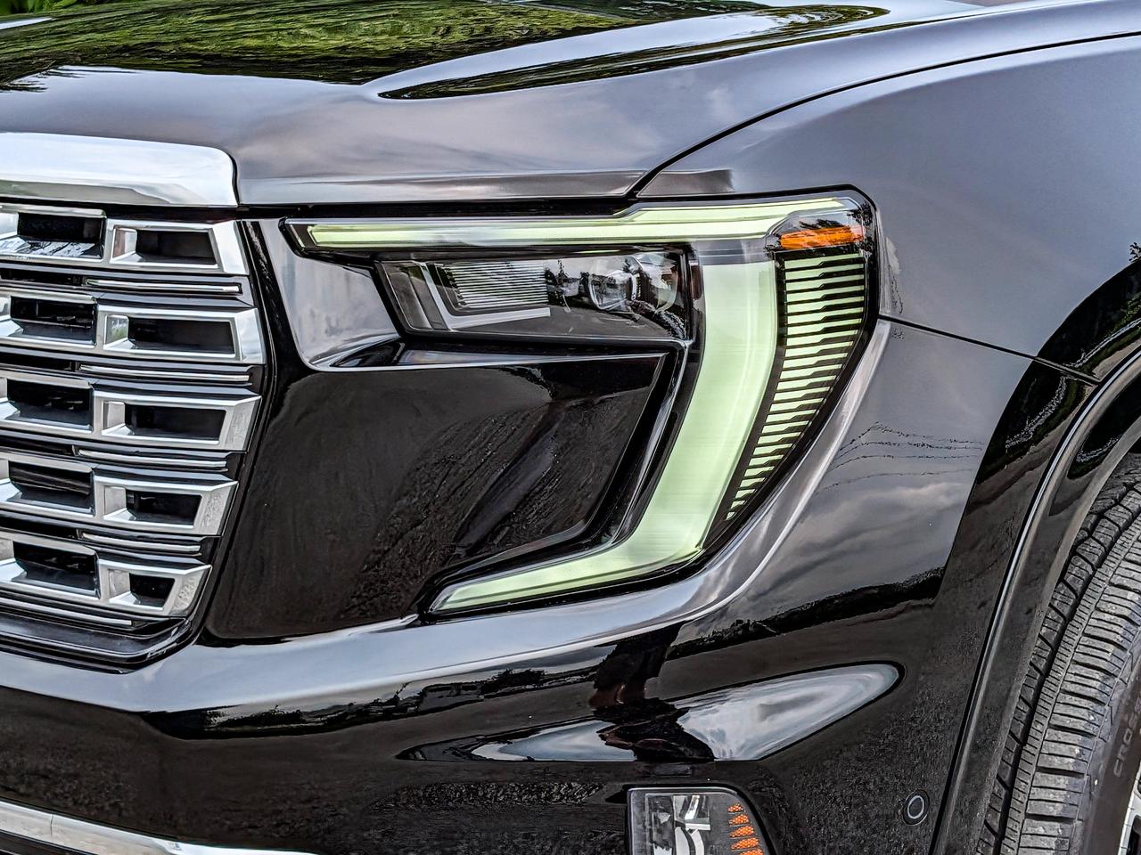 2027 GMC Acadia Denali Photo