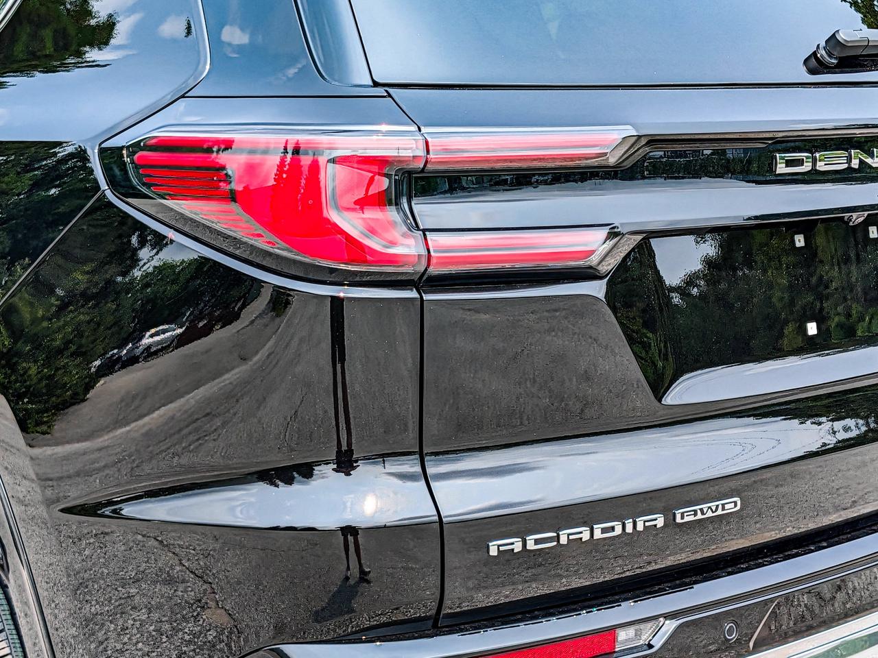 2027 GMC Acadia Denali Photo