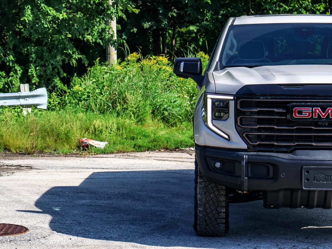 2026 GMC Sierra 1500 AT4X Photo
