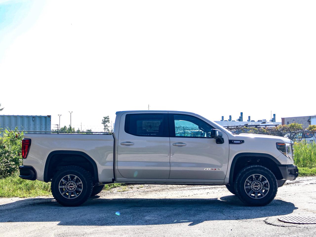 2026 GMC Sierra 1500 AT4X Photo