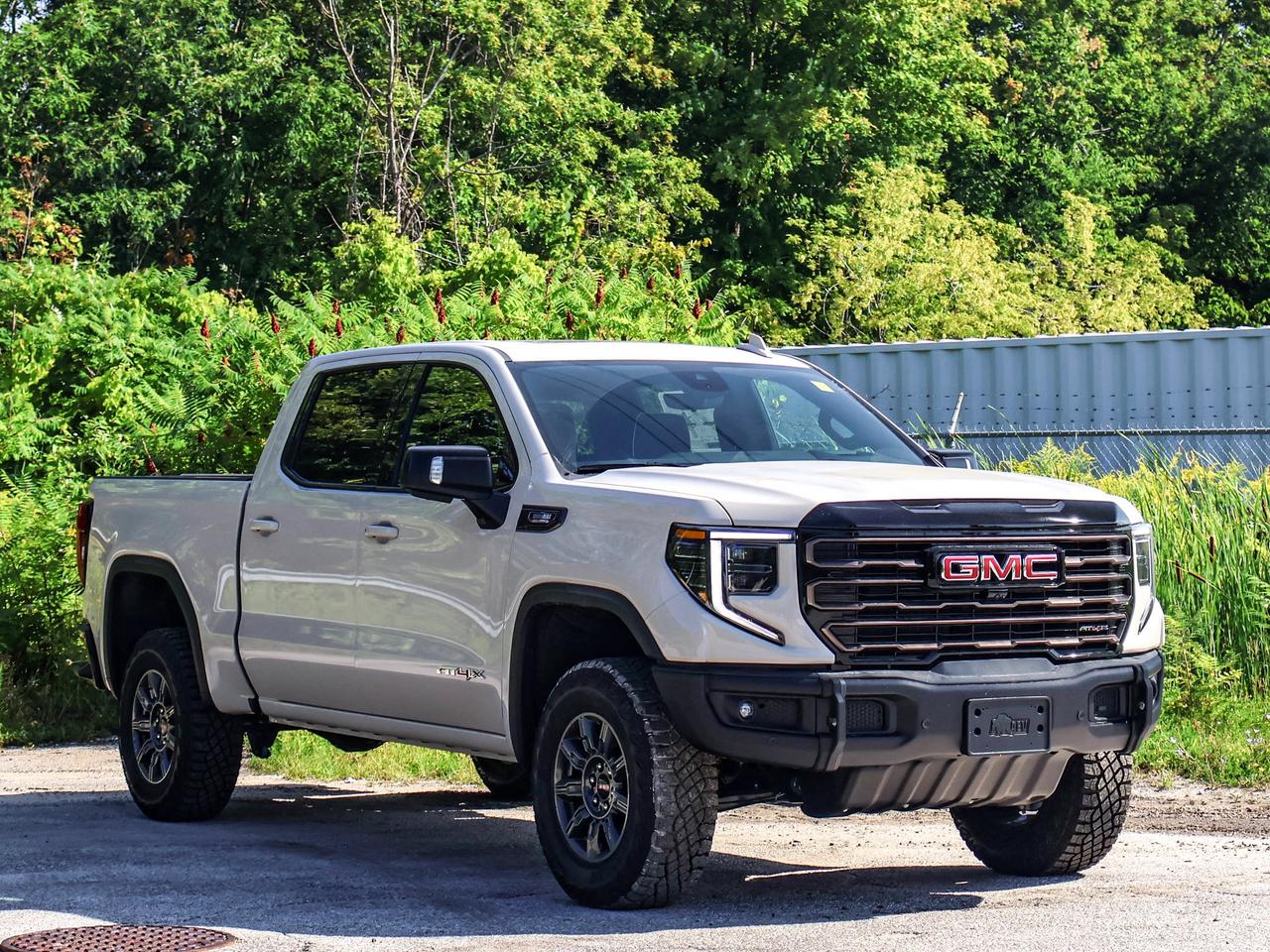 2026 GMC Sierra 1500 AT4X Photo