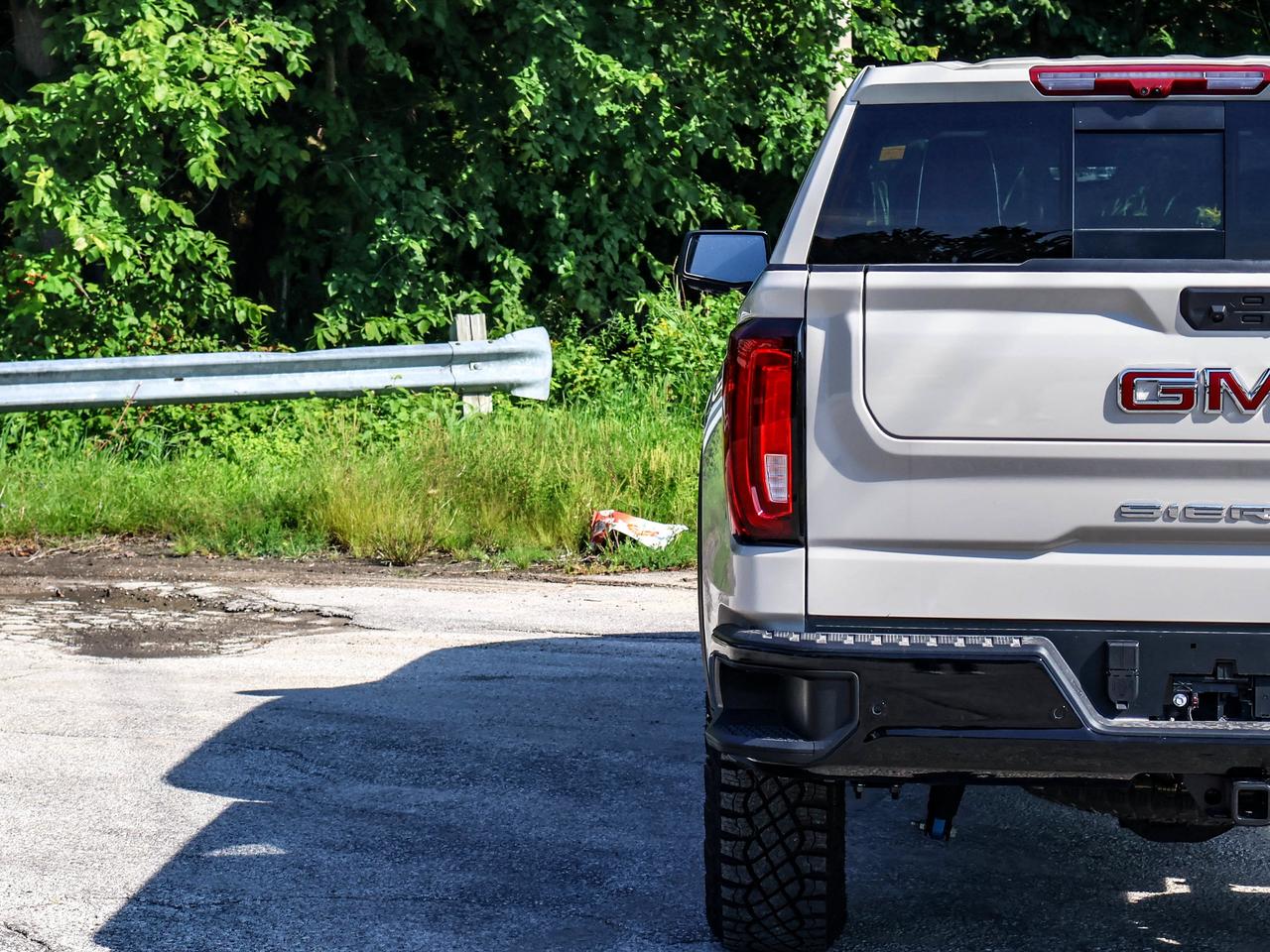 2026 GMC Sierra 1500 AT4X Photo