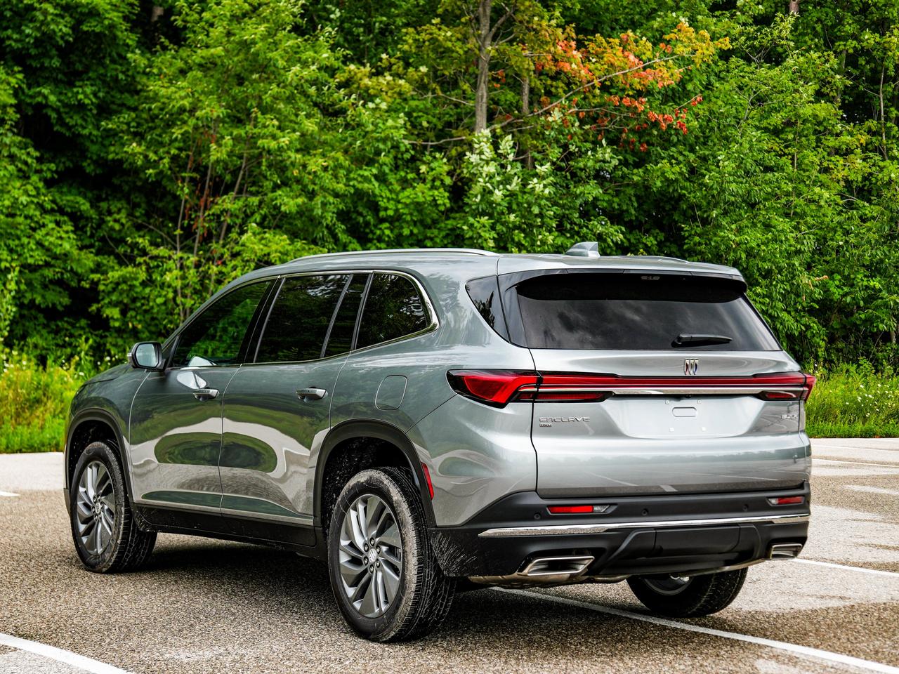 2027 Buick Enclave Preferred Photo