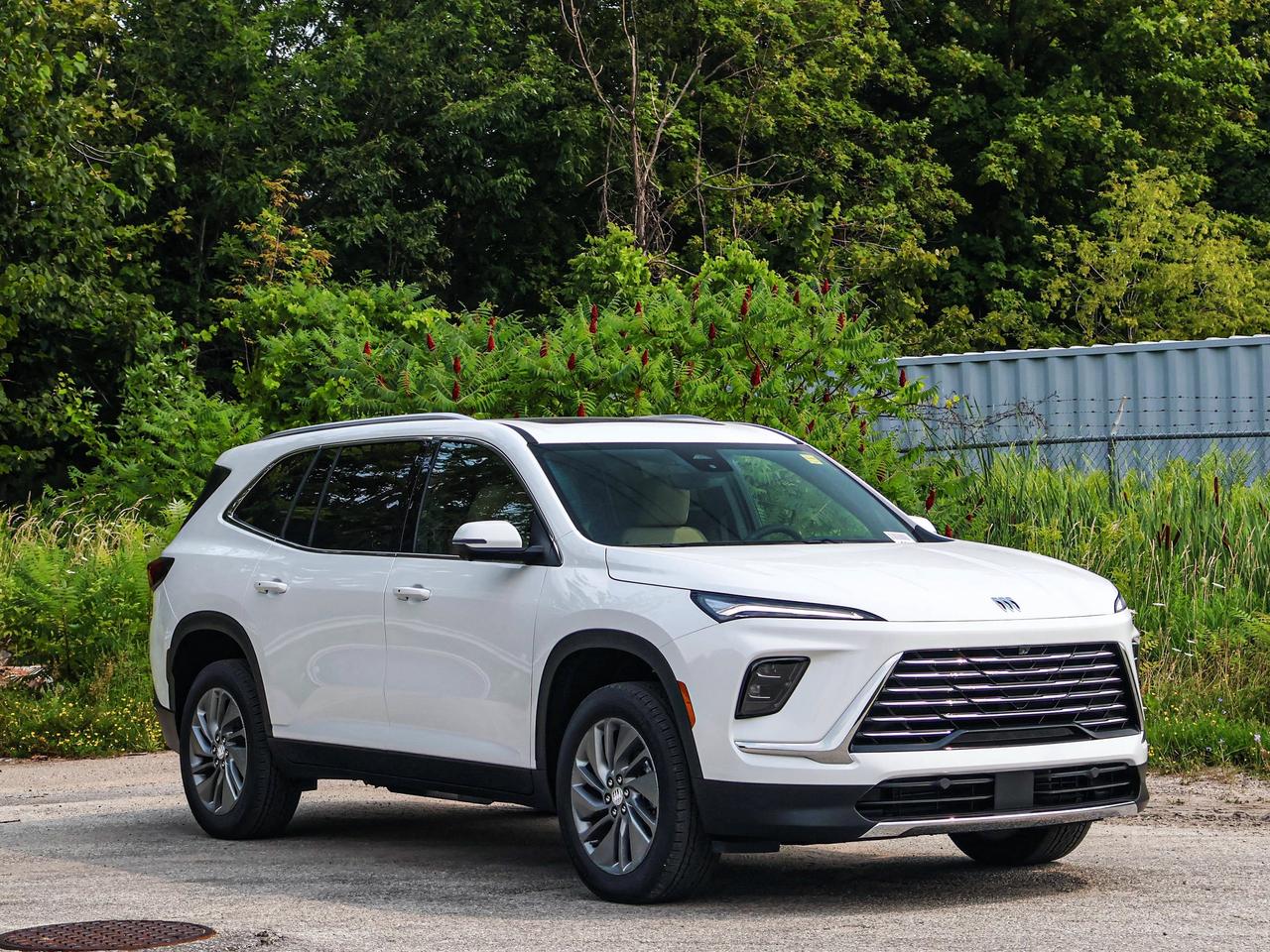2027 Buick Enclave Preferred Photo