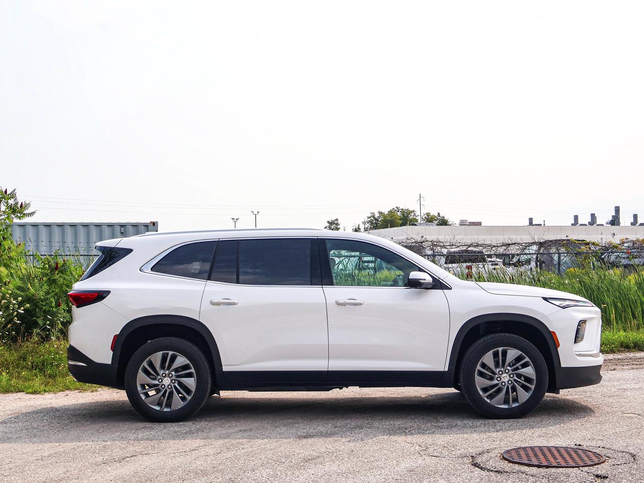 2027 Buick Enclave Preferred Photo