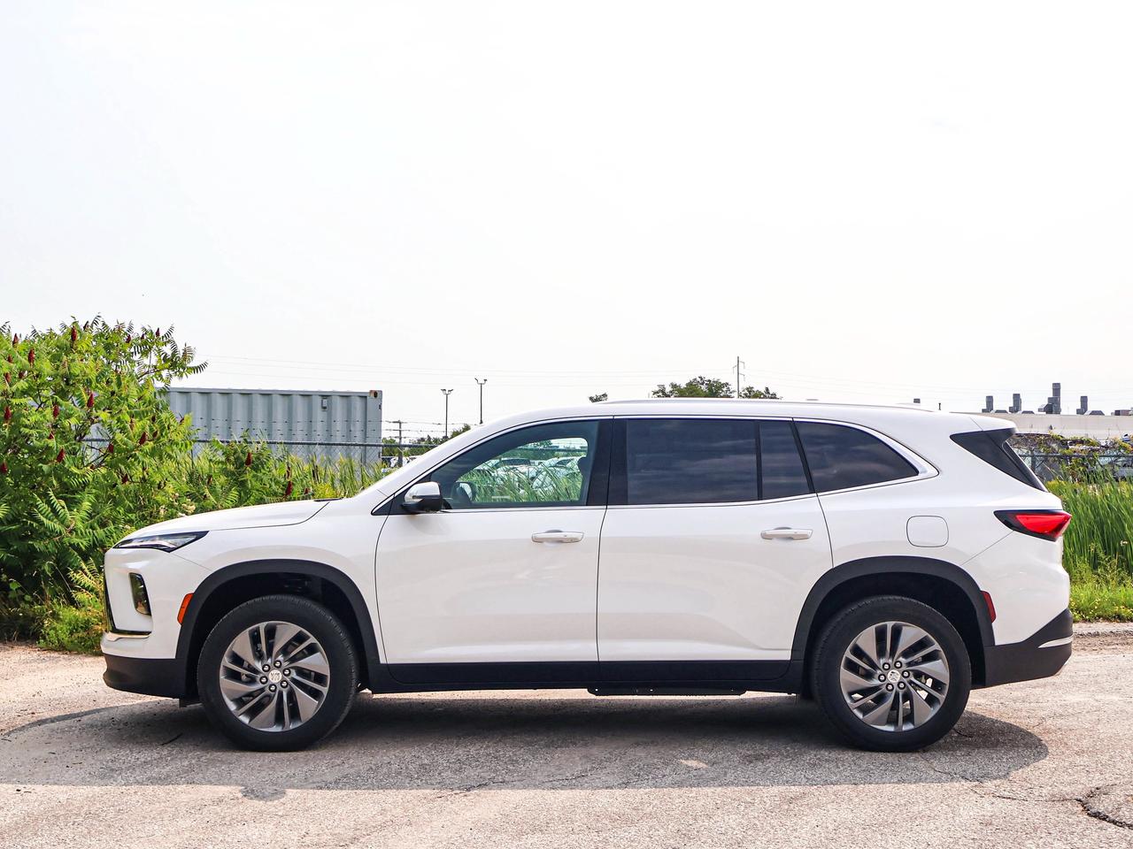2027 Buick Enclave Preferred Photo