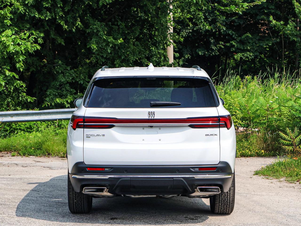 2027 Buick Enclave Preferred Photo