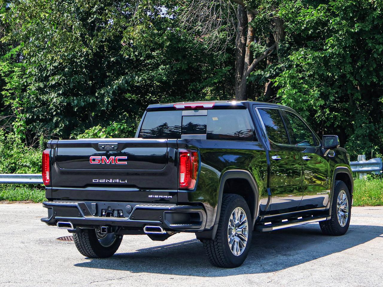 2026 GMC Sierra 1500 Denali Photo