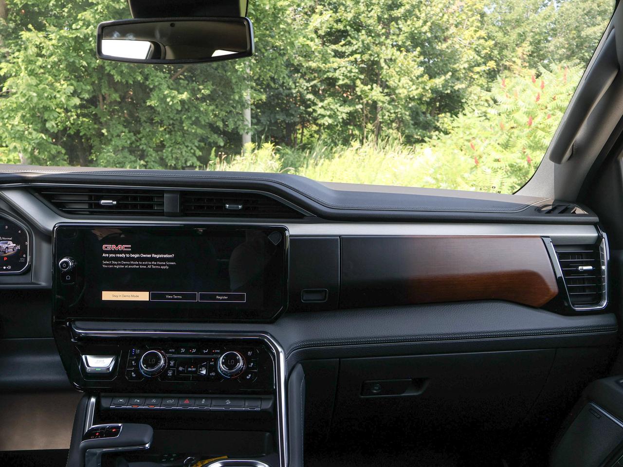 2026 GMC Sierra 1500 Denali Photo