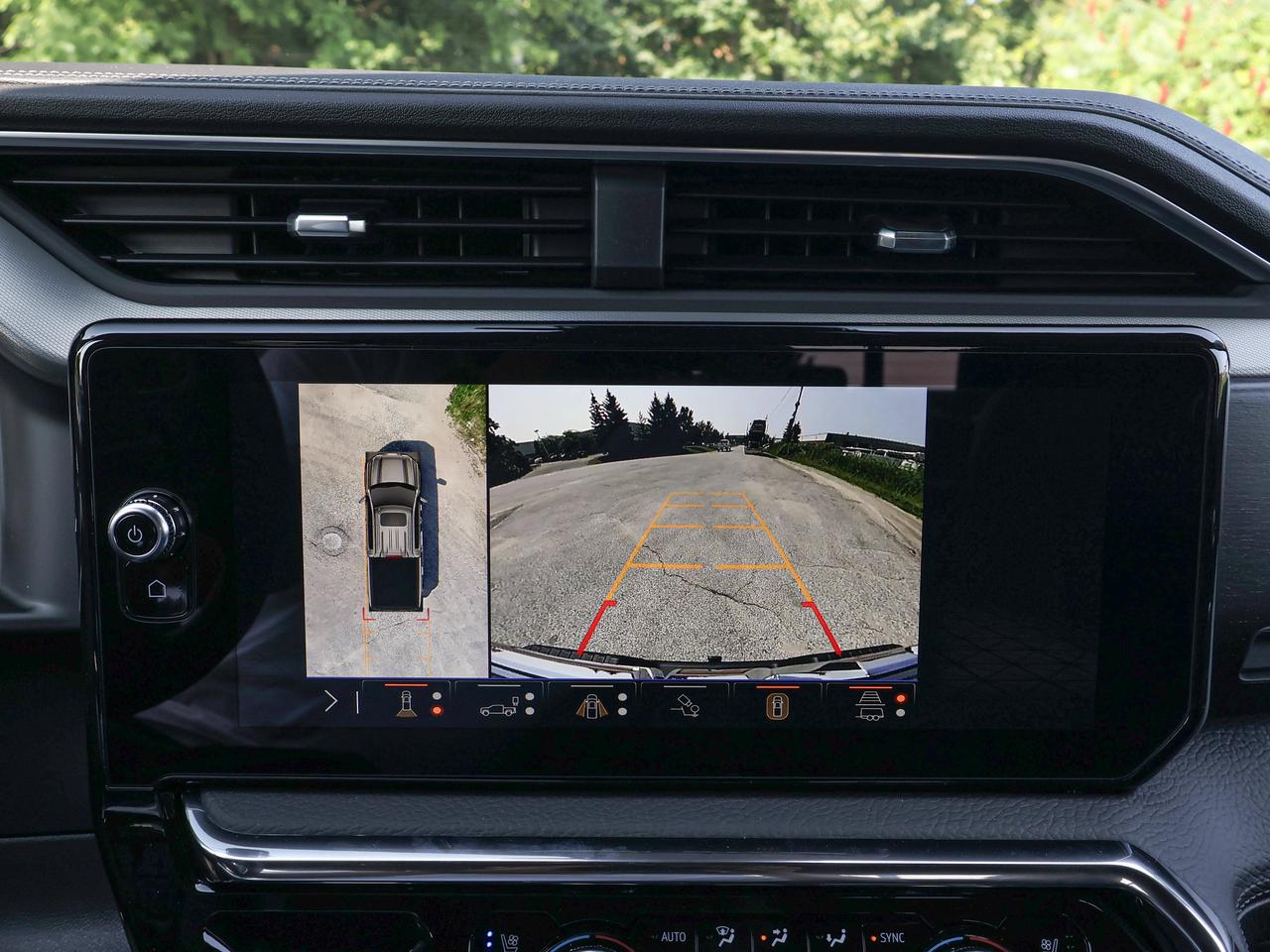 2026 GMC Sierra 1500 Denali Photo
