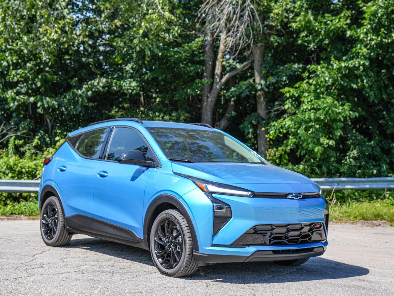 2027 Chevrolet Bolt RS Photo