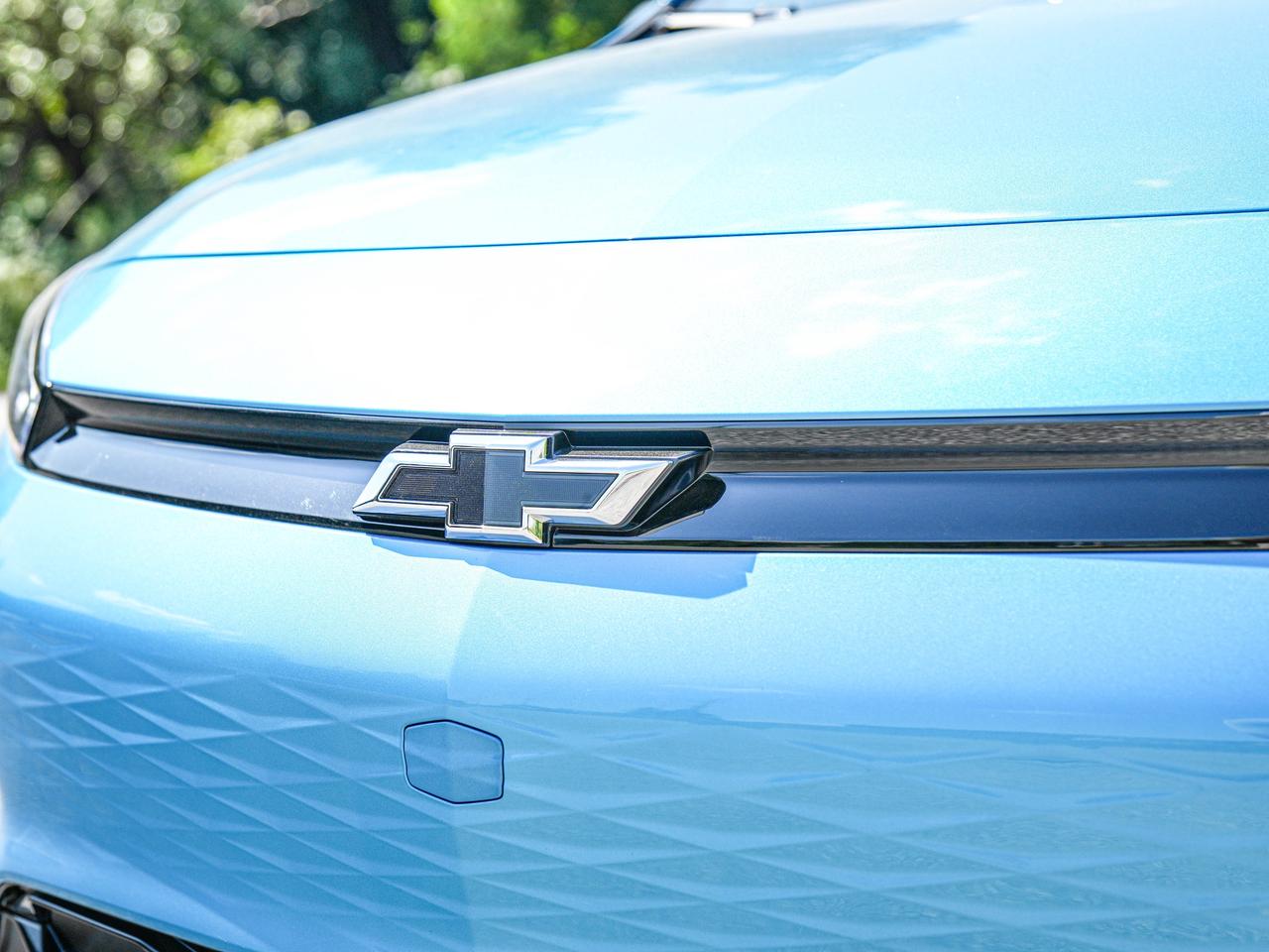 2027 Chevrolet Bolt RS Photo