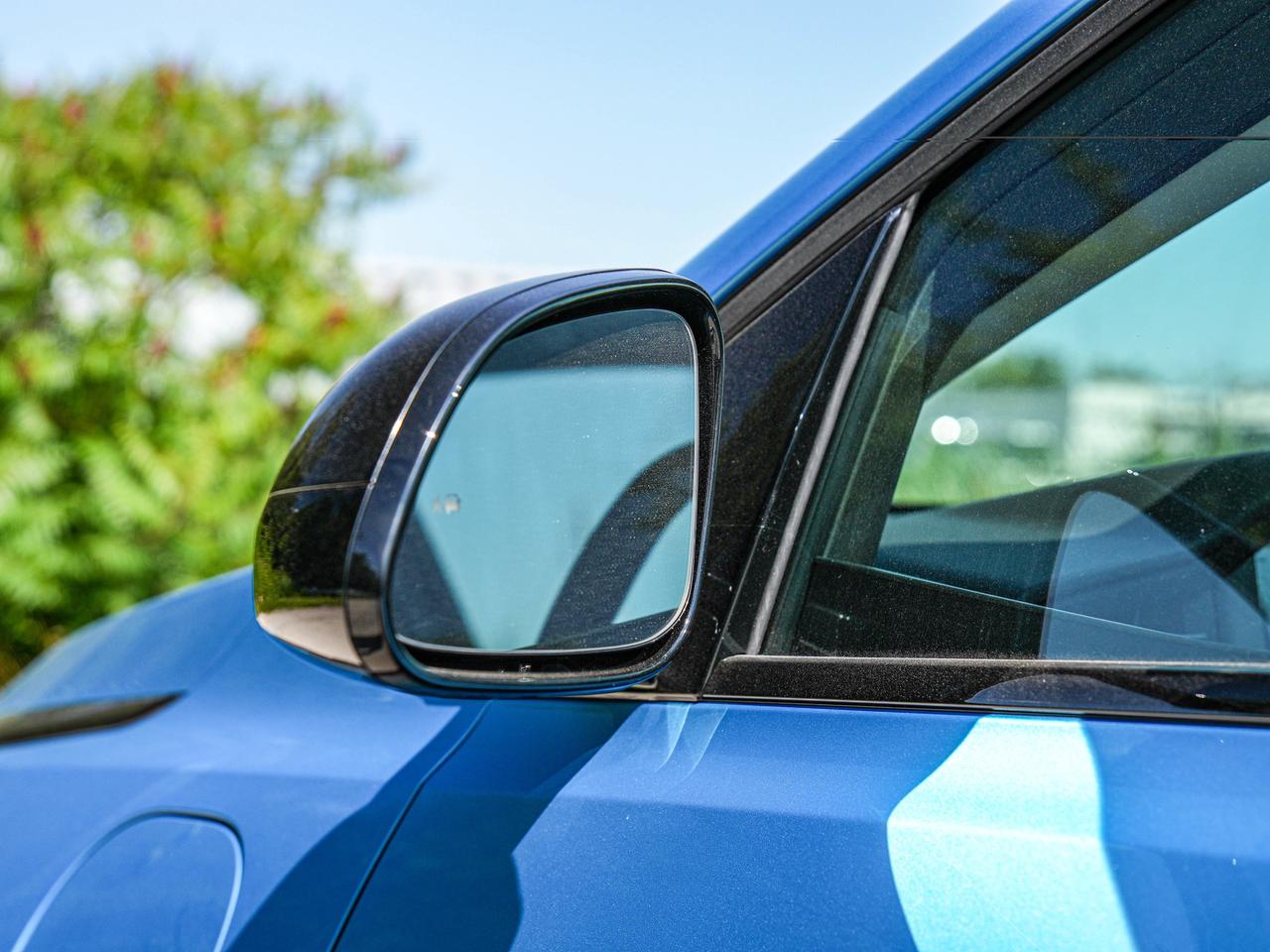 2027 Chevrolet Bolt RS Photo