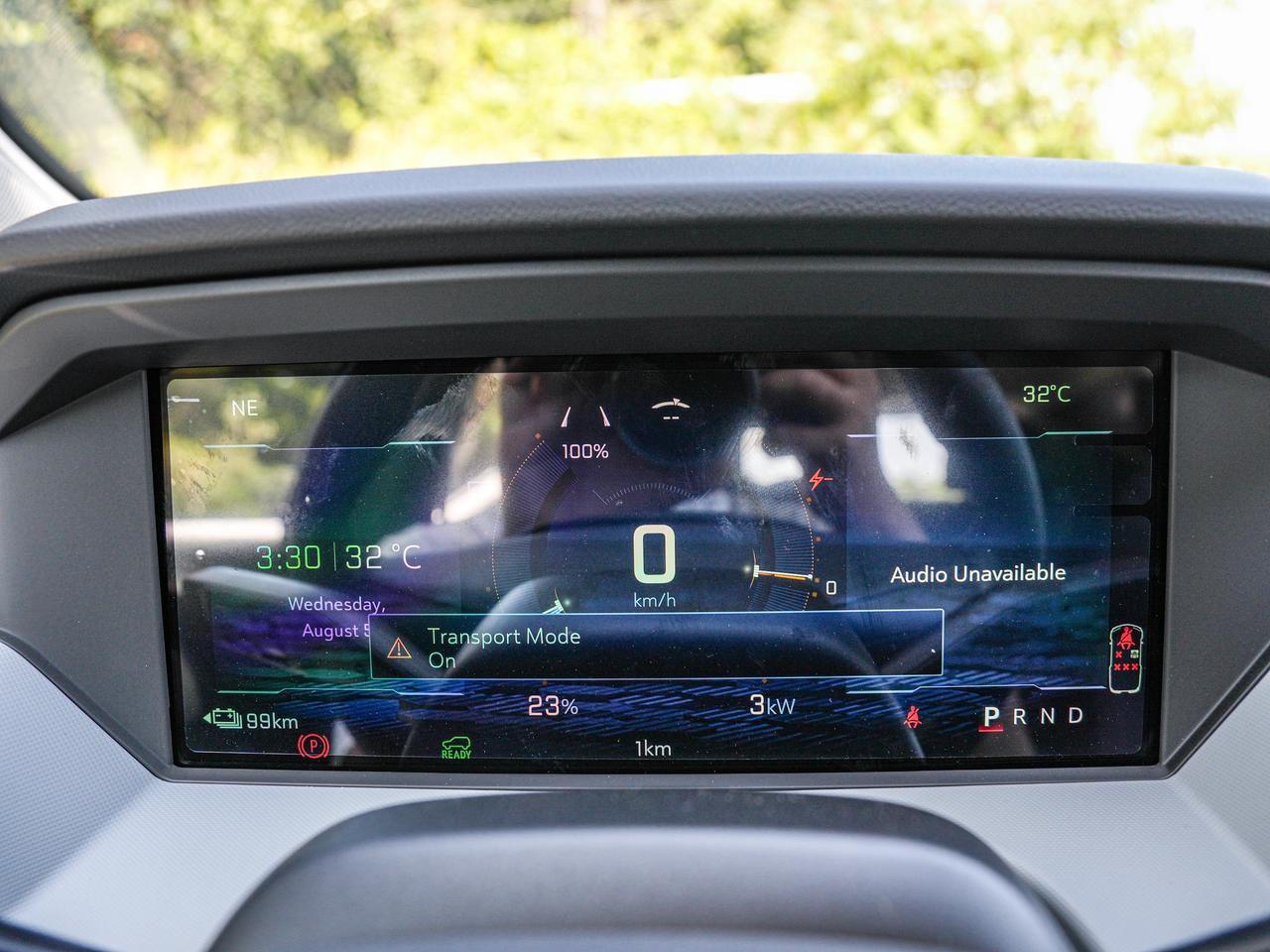 2027 Chevrolet Bolt RS Photo