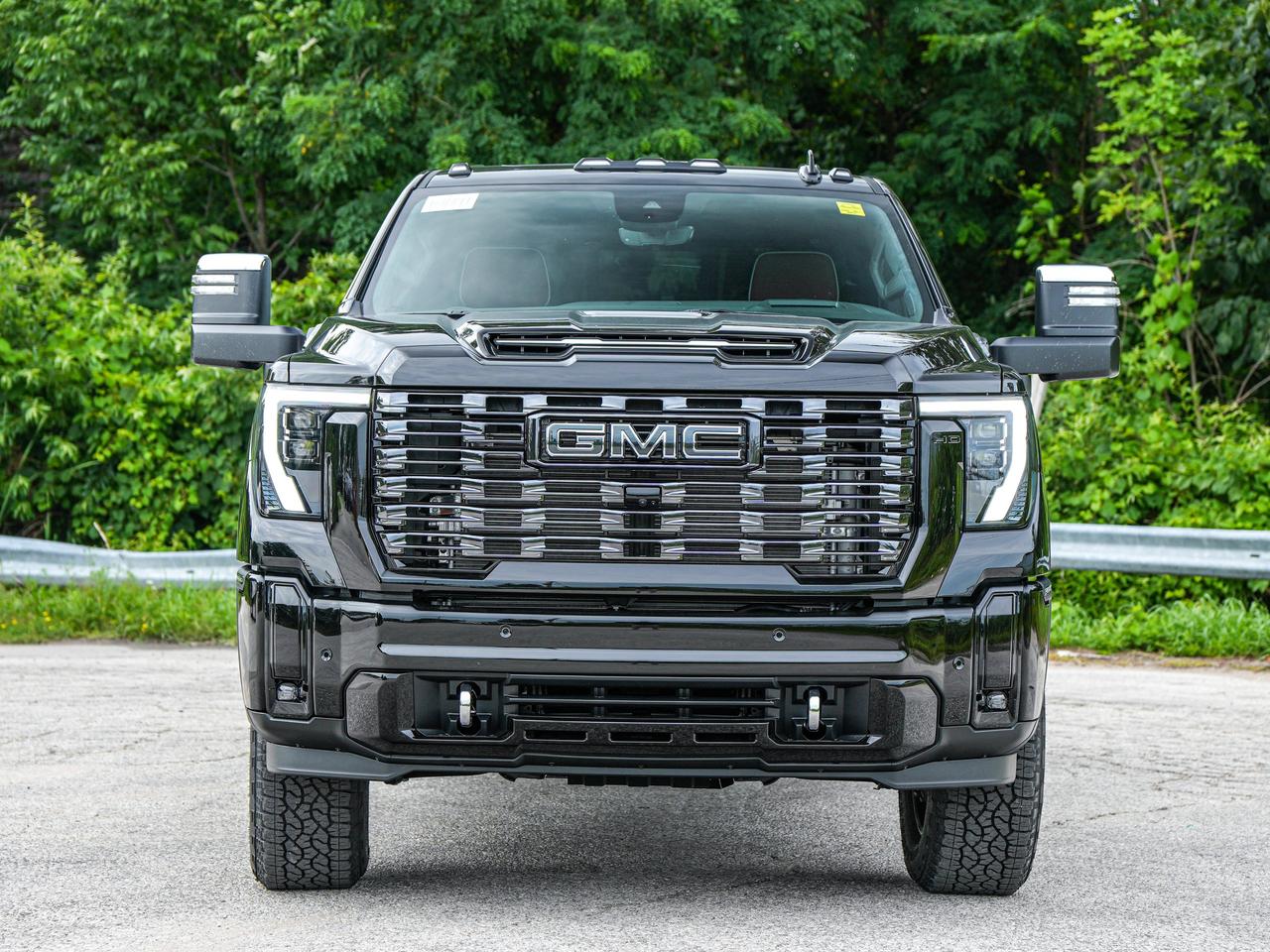2026 GMC SIERRA 2500HD Denali Ultimate Photo