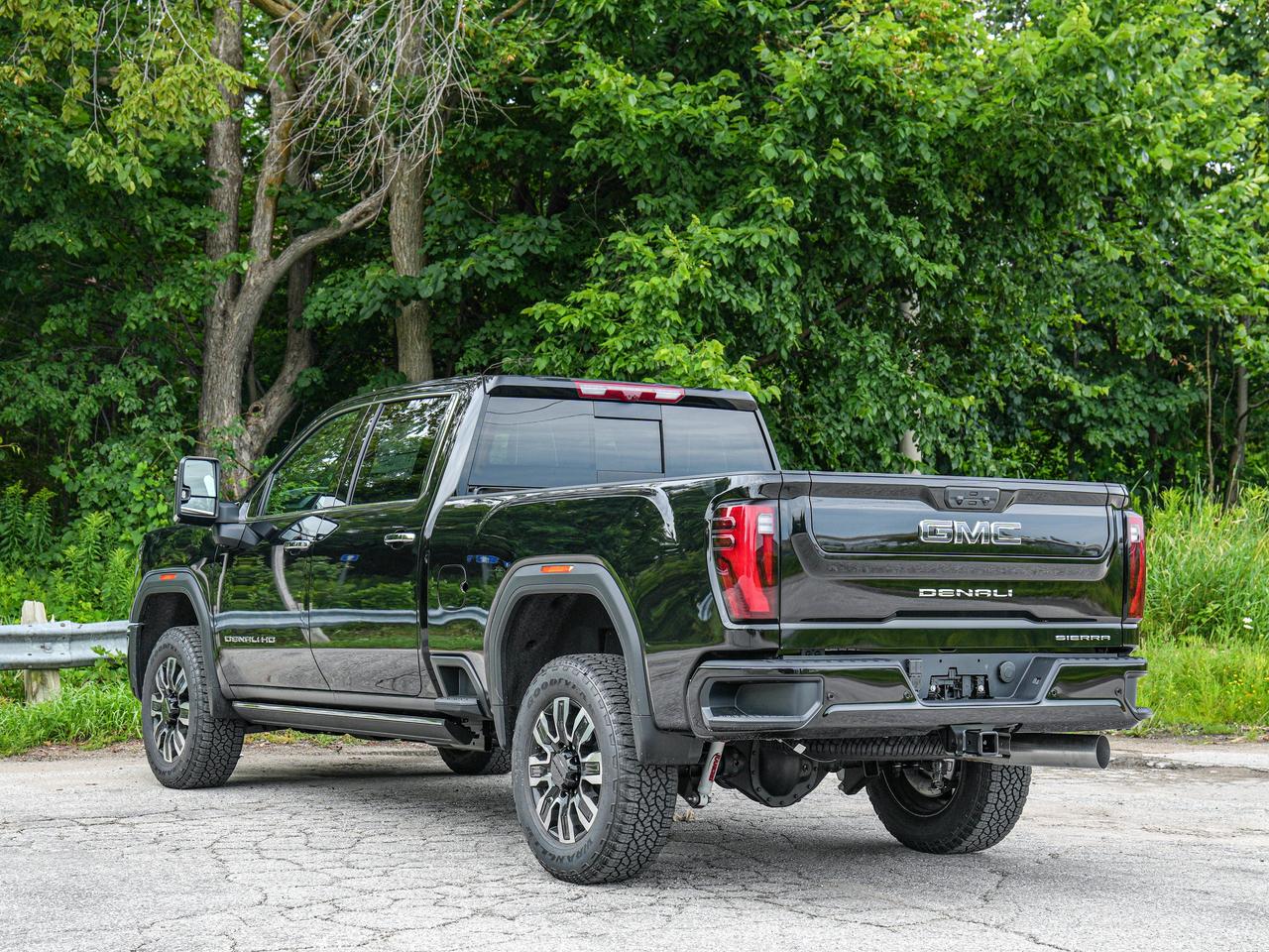 2026 GMC SIERRA 2500HD Denali Ultimate Photo