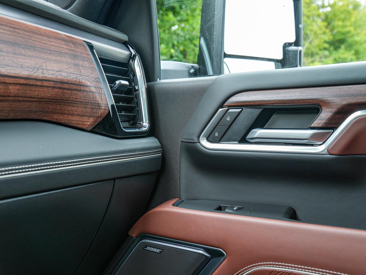 2026 GMC SIERRA 2500HD Denali Ultimate Photo