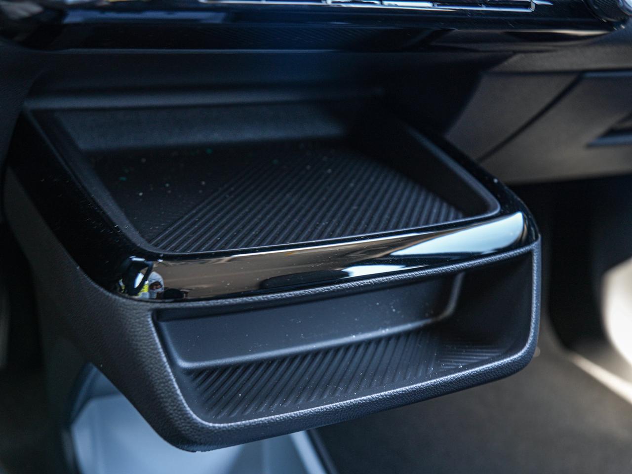 2027 Chevrolet Bolt RS Photo