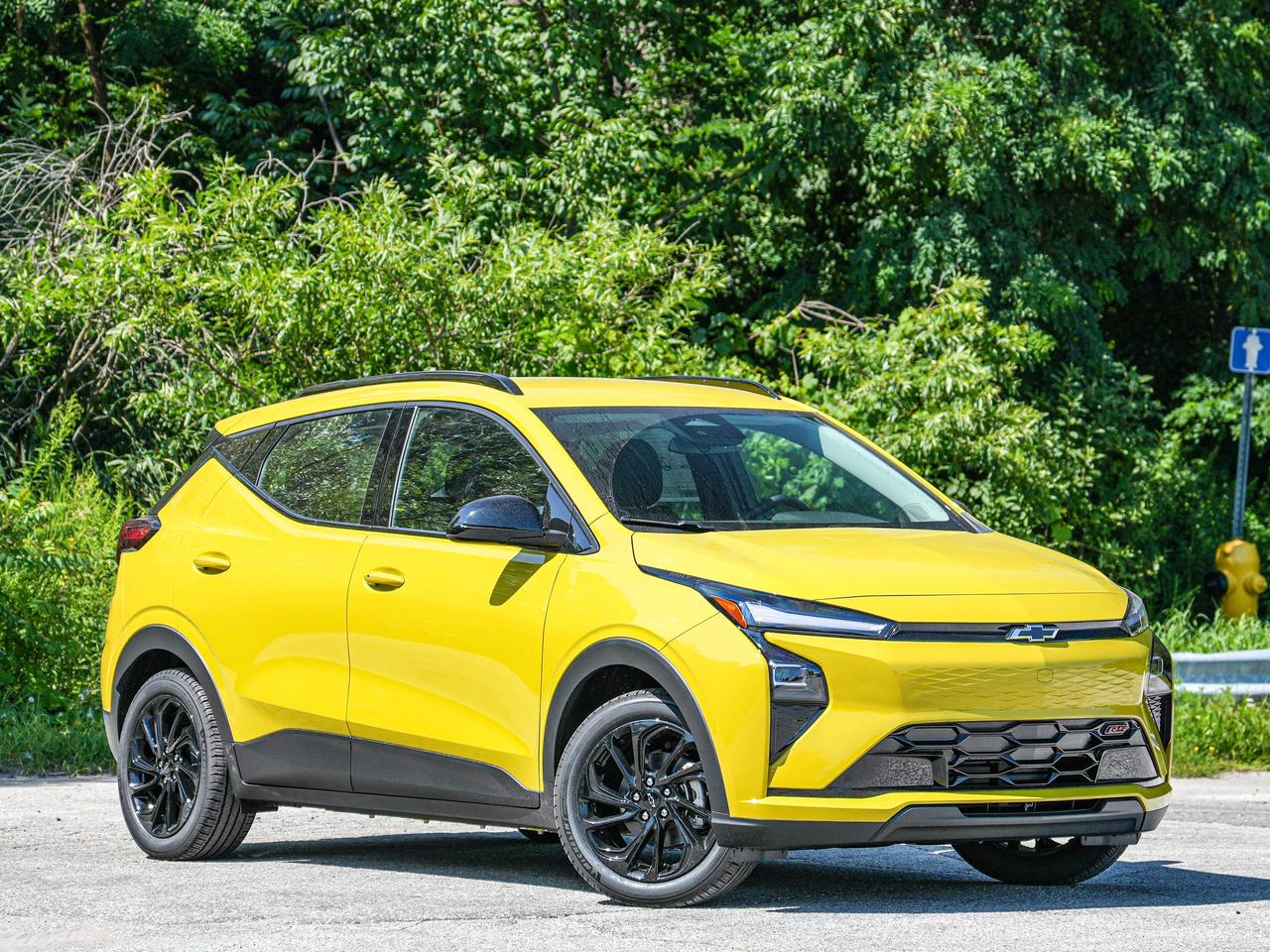 2027 Chevrolet Bolt RS Photo5