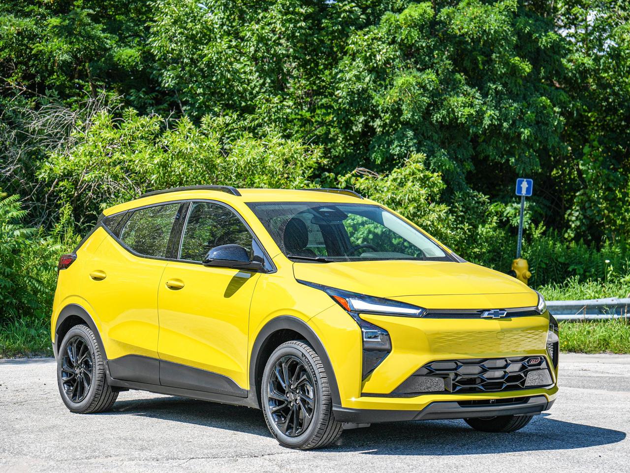 2027 Chevrolet Bolt RS Photo2