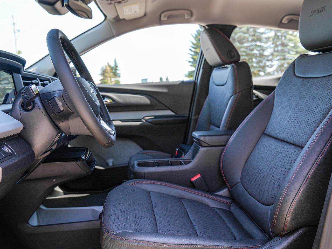 2027 Chevrolet Bolt RS Photo