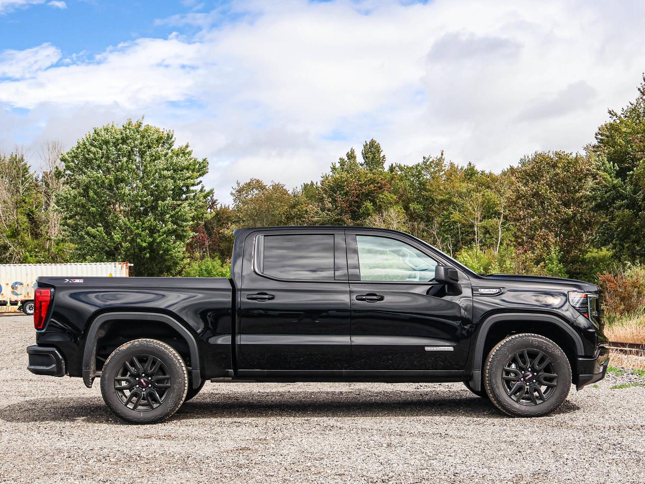2026 GMC Sierra 1500 ELEVATION Photo