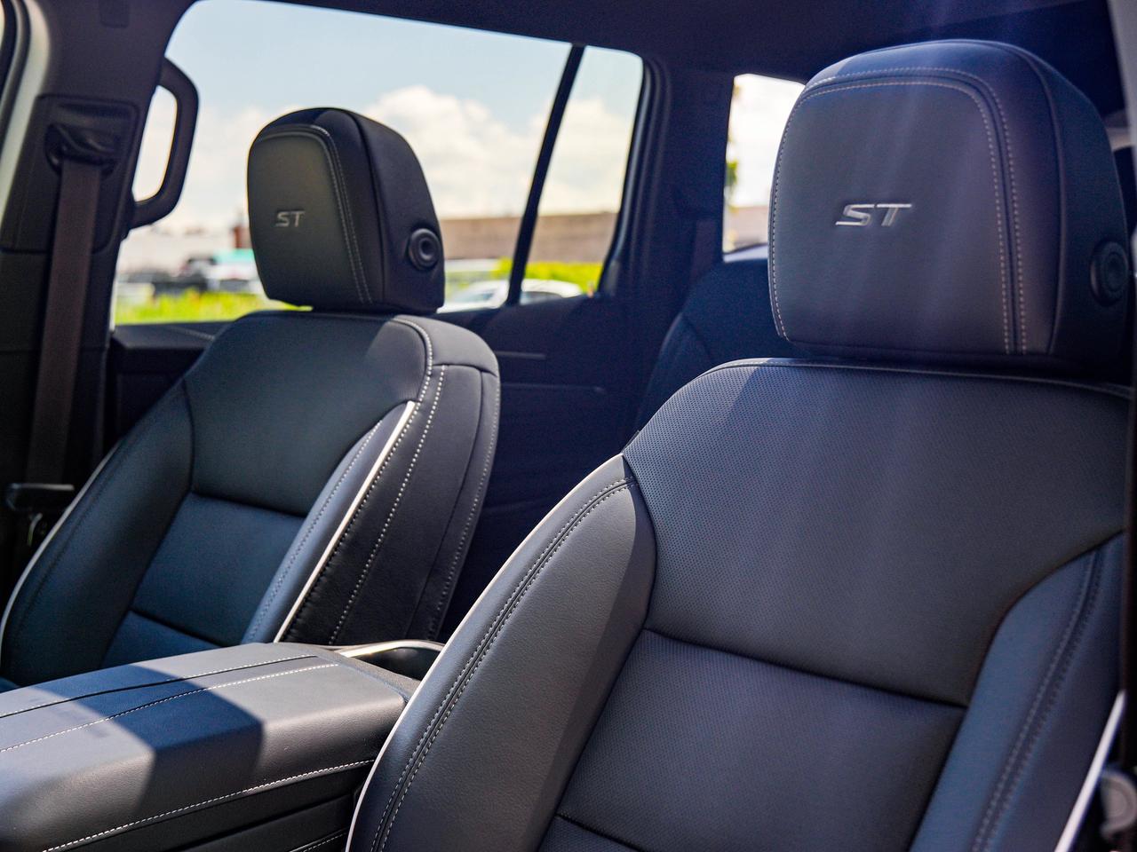 2027 Buick Enclave Sport Touring Photo