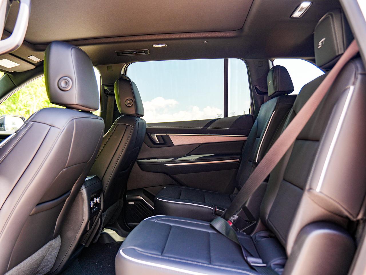 2027 Buick Enclave Sport Touring Photo