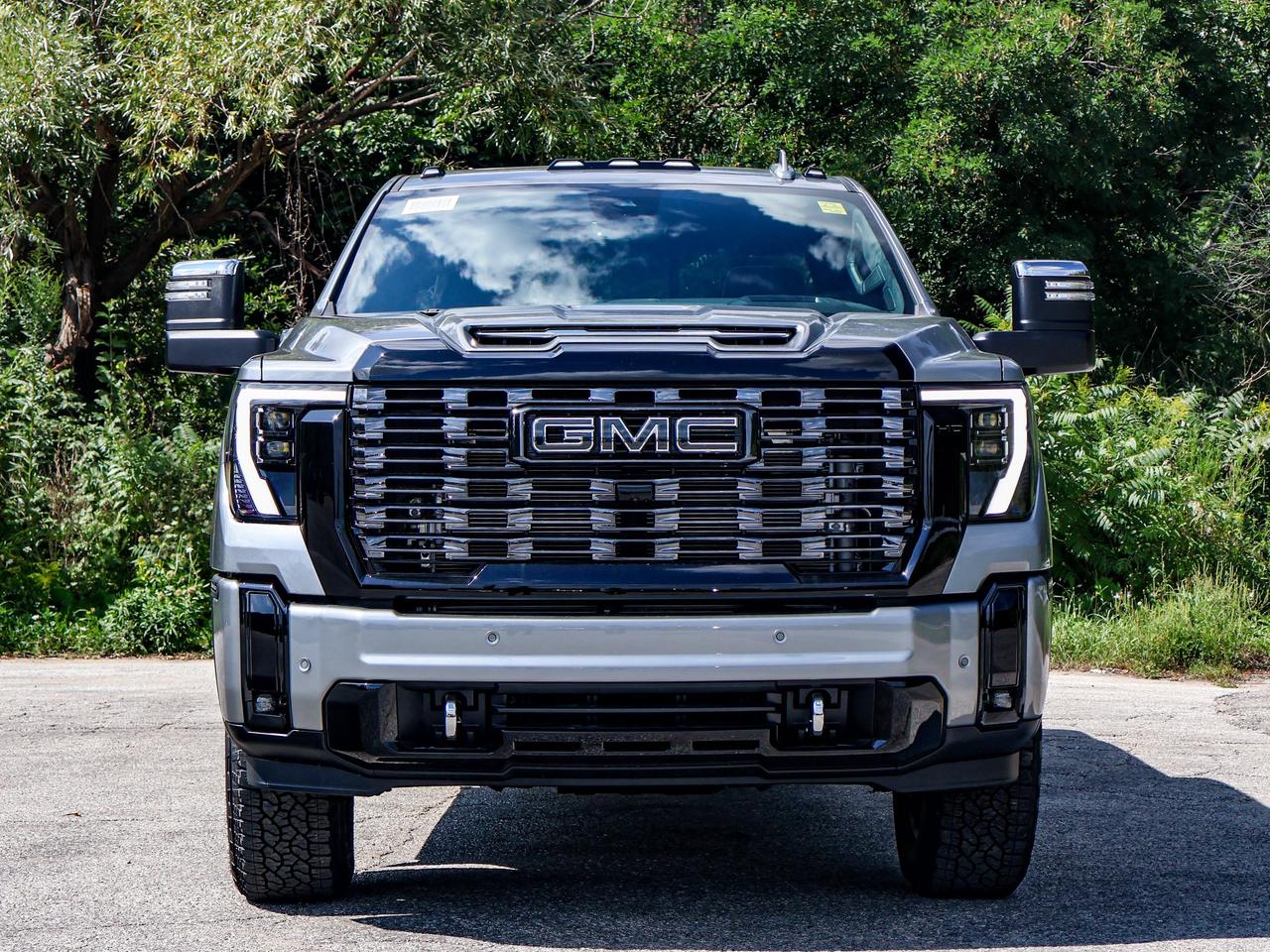 2026 GMC SIERRA 2500HD Denali Ultimate Photo