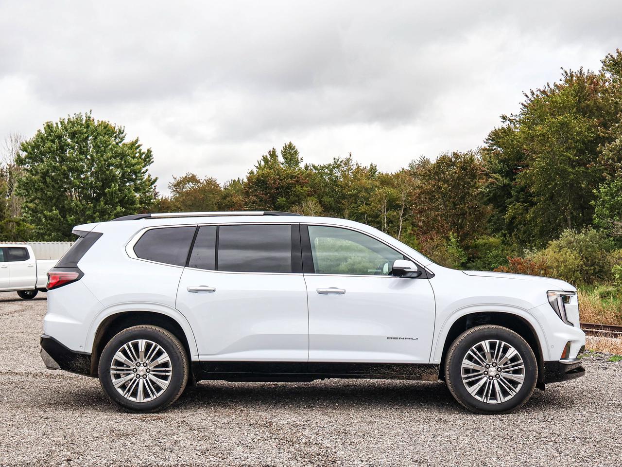 2027 GMC Acadia Denali Photo