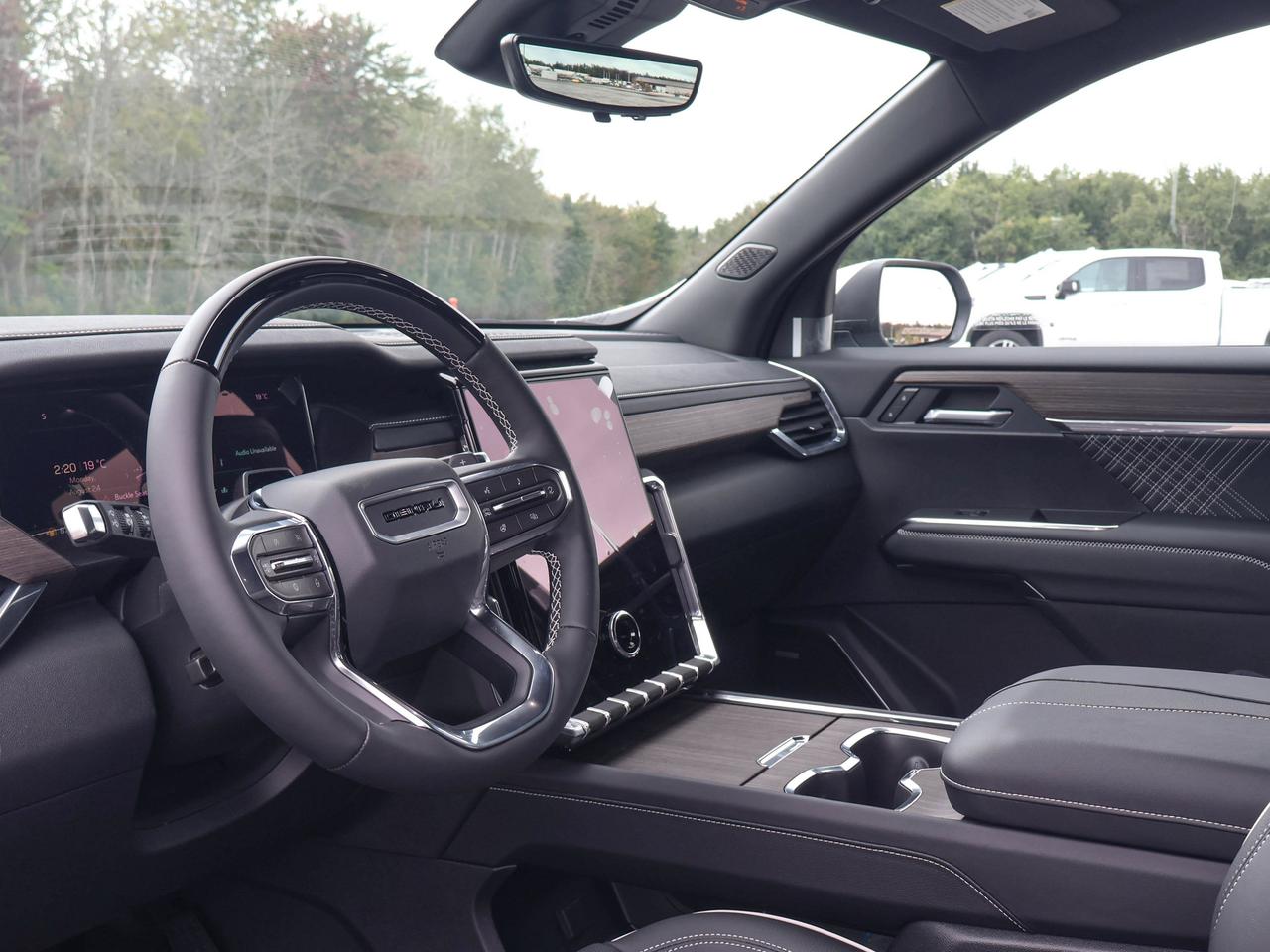 2027 GMC Acadia Denali Photo