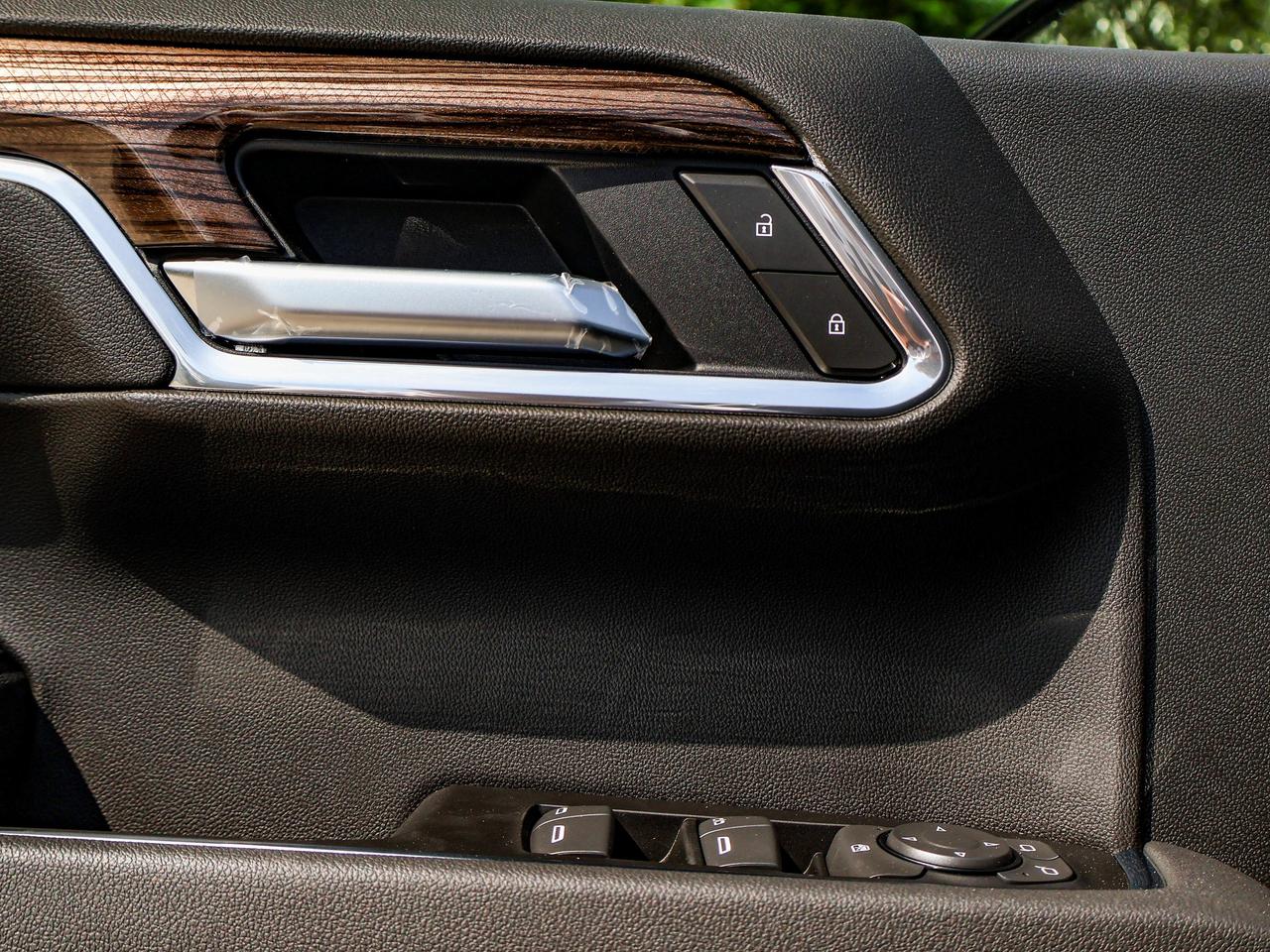 2026 Chevrolet Silverado 1500 RST Photo
