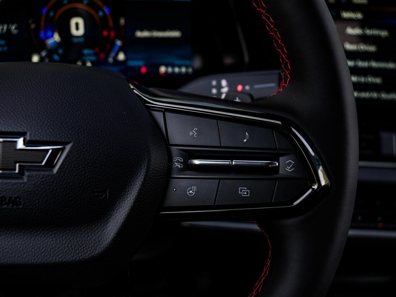 2027 Chevrolet Equinox AWD RS Photo