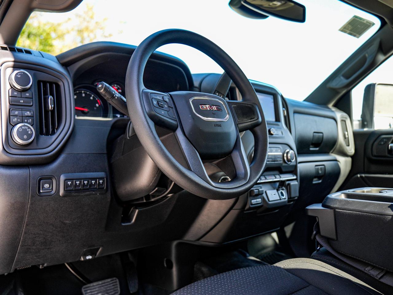 2026 GMC Sierra 3500HD CC Pro Photo