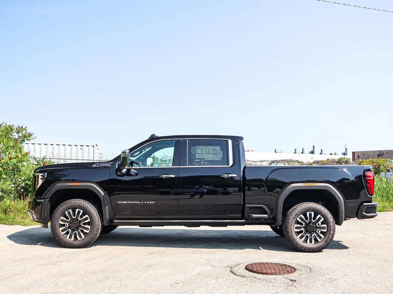 2026 GMC SIERRA 2500HD Denali Ultimate Photo