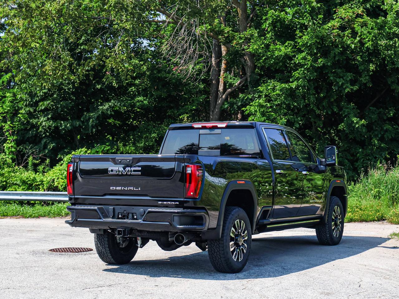 2026 GMC SIERRA 2500HD Denali Ultimate Photo