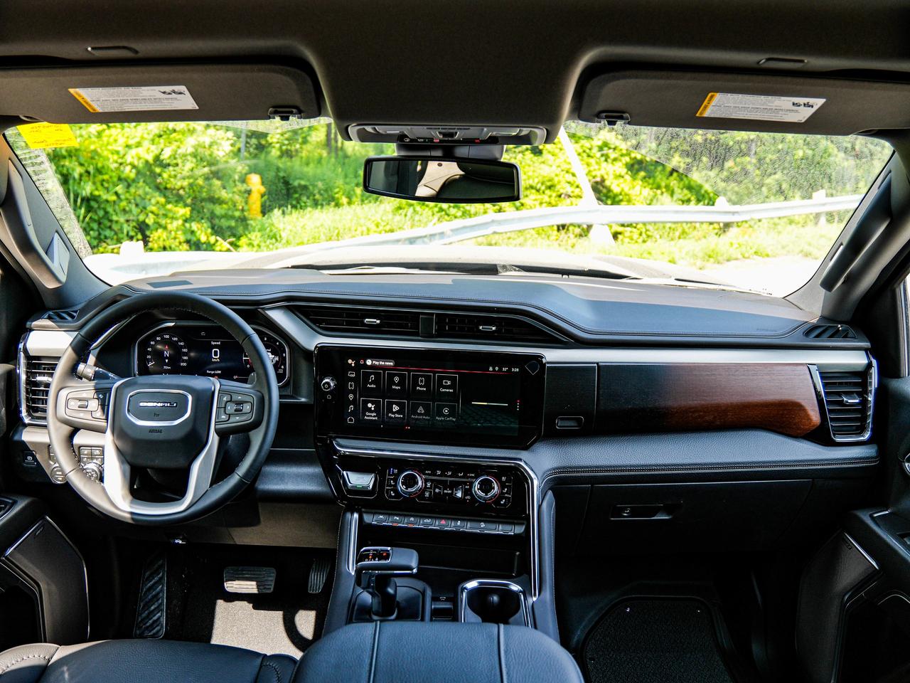 2026 GMC Sierra 1500 Denali Photo
